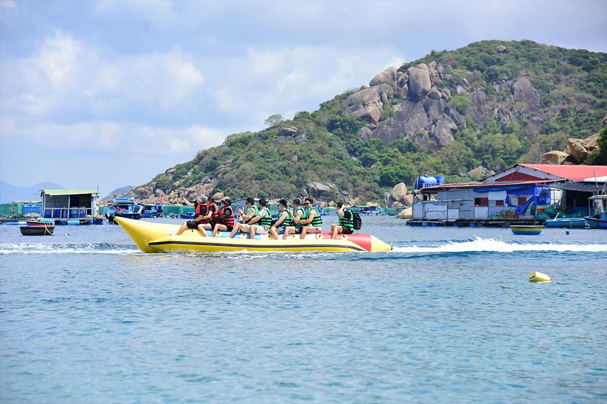 Fun-Filled Banana Boat Ride - Coral Island (Pattaya)